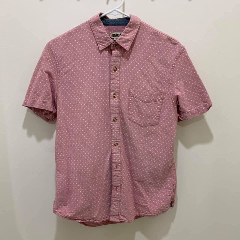 Nantucket Red star patter casual Button Down